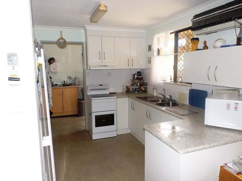 5 Junjaree St, Scarness QLD 4655