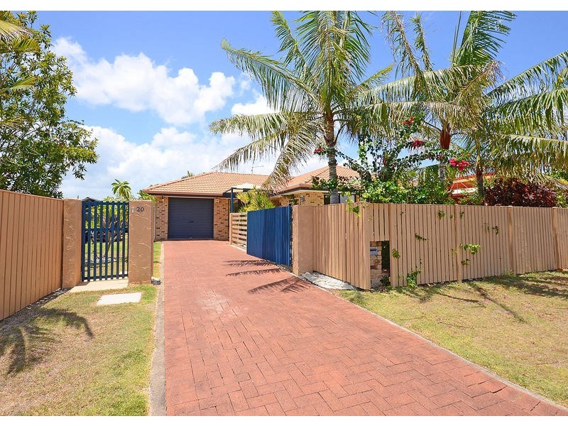 20 Cooloola Crescent, Urangan QLD 4655