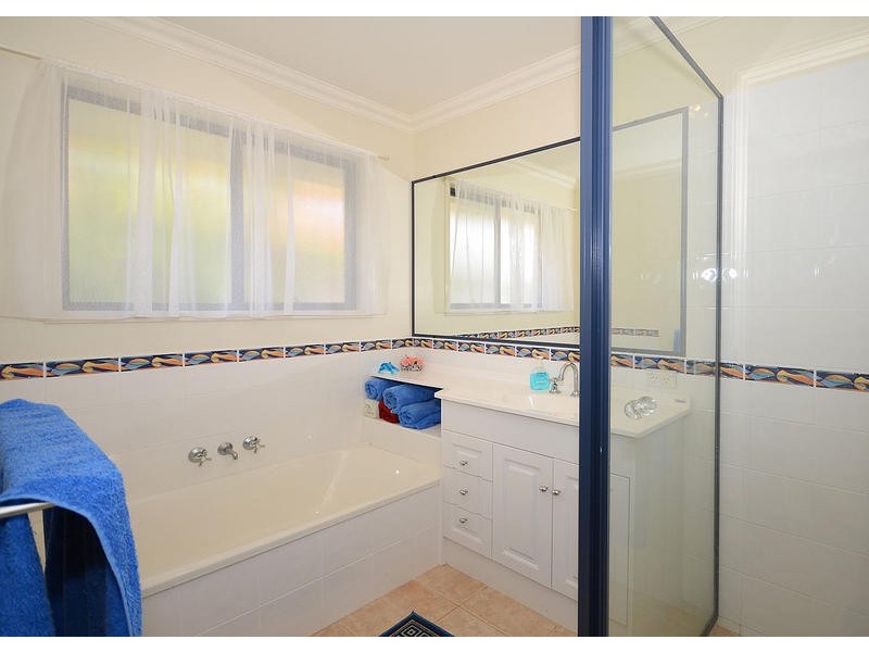 20 Cooloola Crescent, Urangan QLD 4655