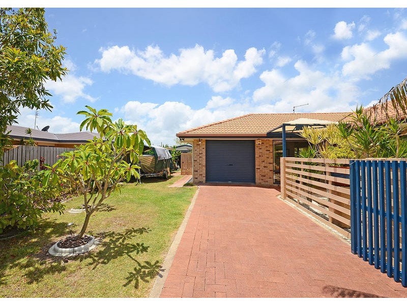 20 Cooloola Crescent, Urangan QLD 4655