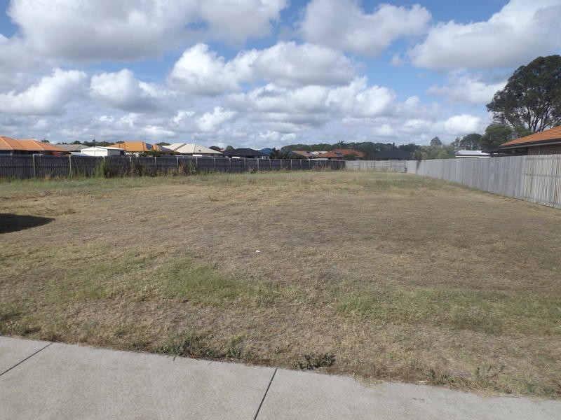 42 St Joseph Drive, Urraween QLD 4655