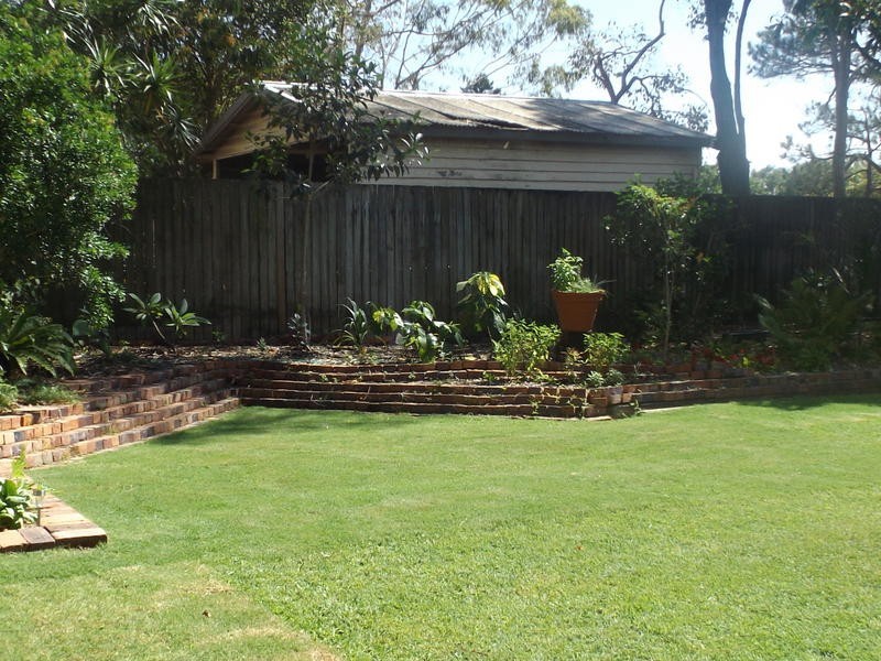 82 Exeter St, Torquay QLD 4655