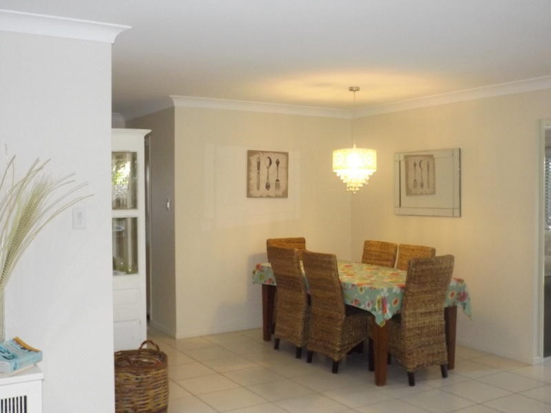 1/ 205 Pulgul St, Urangan QLD 4655