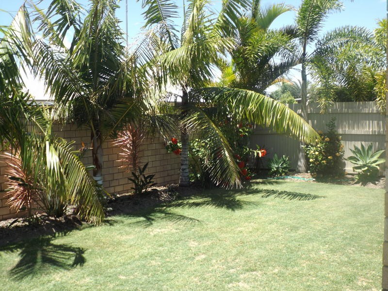 1/ 205 Pulgul St, Urangan QLD 4655