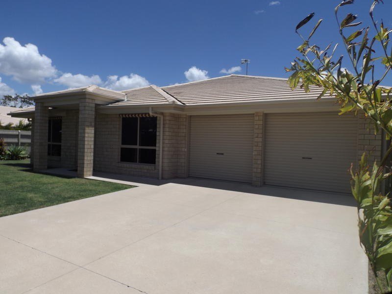 1/ 205 Pulgul St, Urangan QLD 4655