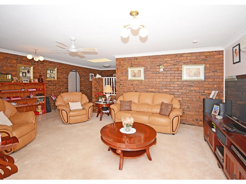 9 Magnolia St, Kawungan QLD 4655