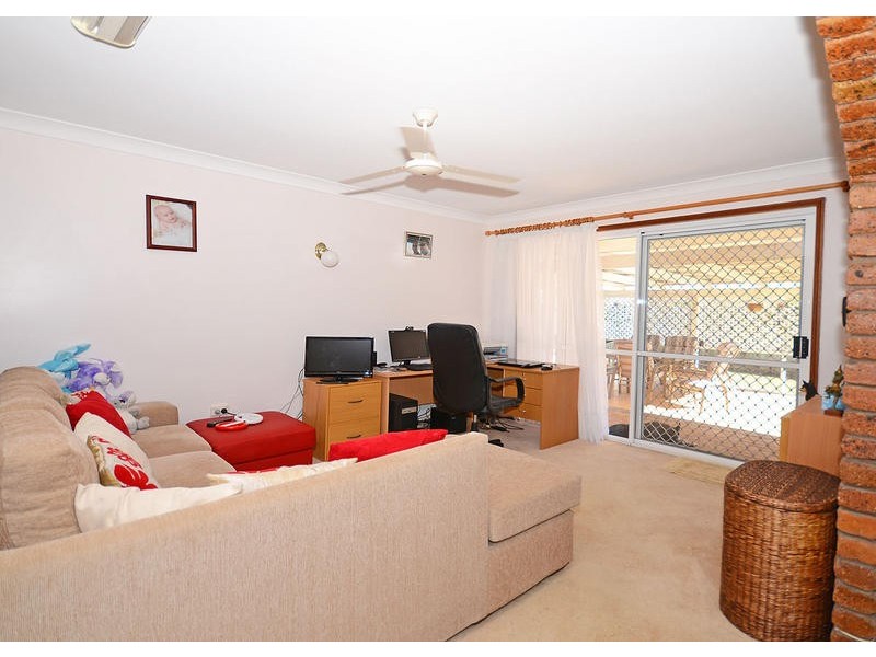 9 Magnolia St, Kawungan QLD 4655