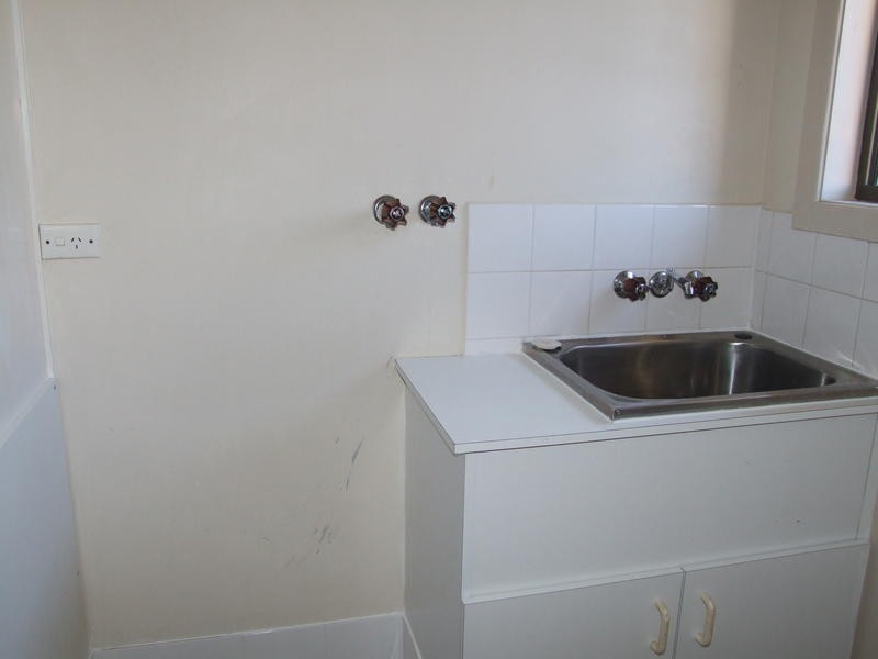14 Galatea St, Point Vernon QLD 4655