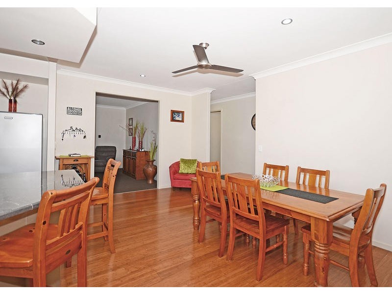 10 Sunad Ct, Nikenbah QLD 4655