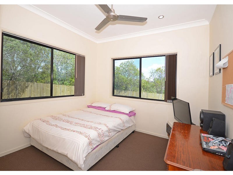 10 Sunad Ct, Nikenbah QLD 4655