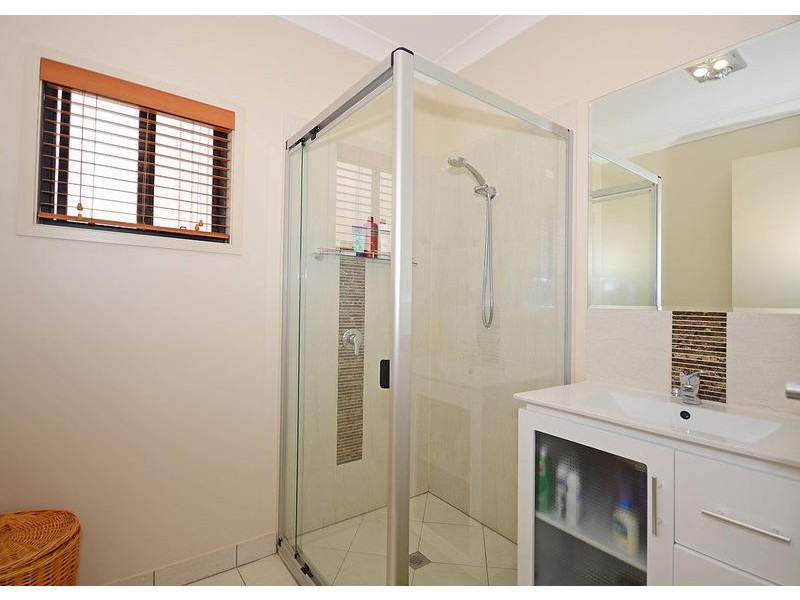 10 Sunad Ct, Nikenbah QLD 4655