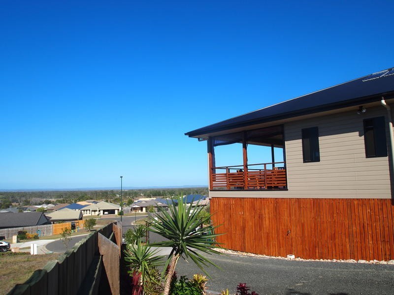 10 Sunad Ct, Nikenbah QLD 4655