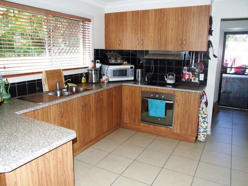 22 Mc Nally St, Scarness QLD 4655