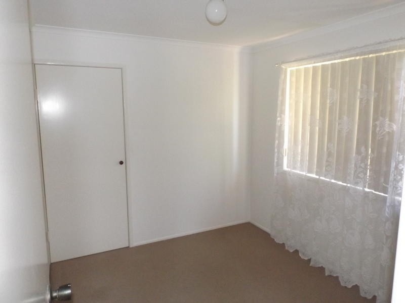 10 Nullor St, Scarness QLD 4655