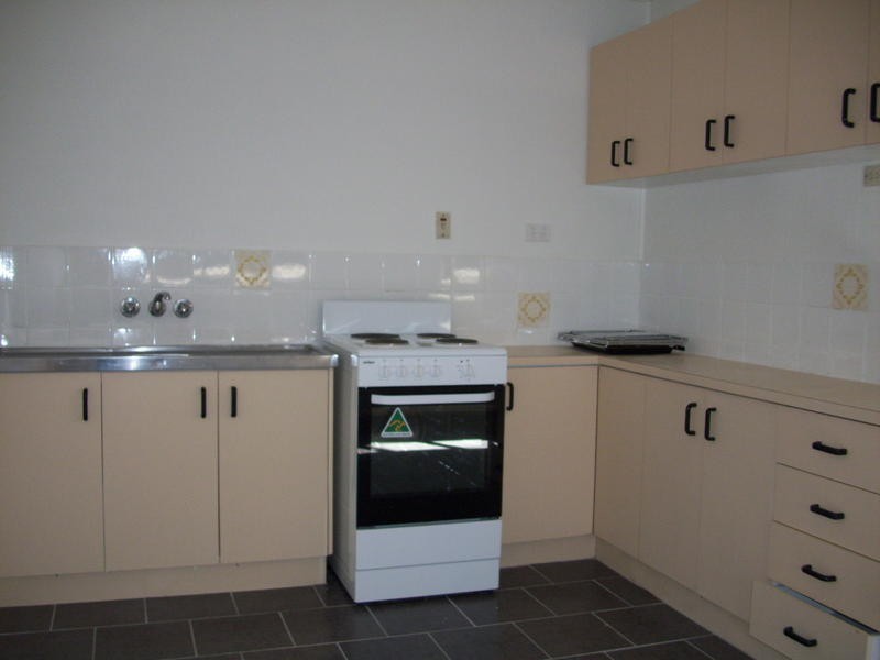 2/550 Esplanade, Urangan QLD 4655