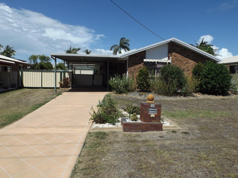 22 Hamer Dr, Urangan QLD 4655