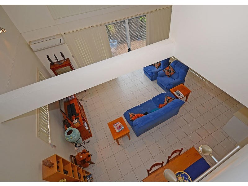 8/ 71 Elizabeth St, Urangan QLD 4655