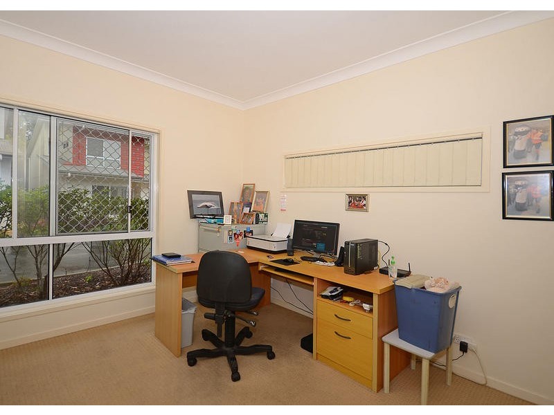 8/ 71 Elizabeth St, Urangan QLD 4655