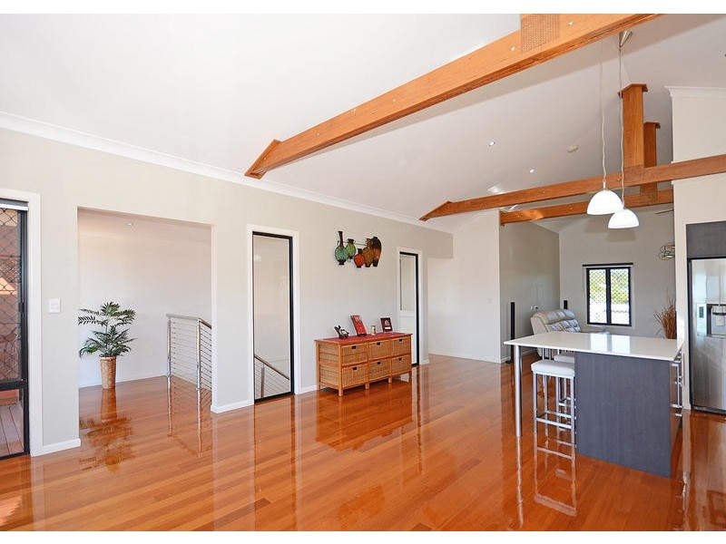 27 Beacon Rd, Booral QLD 4655
