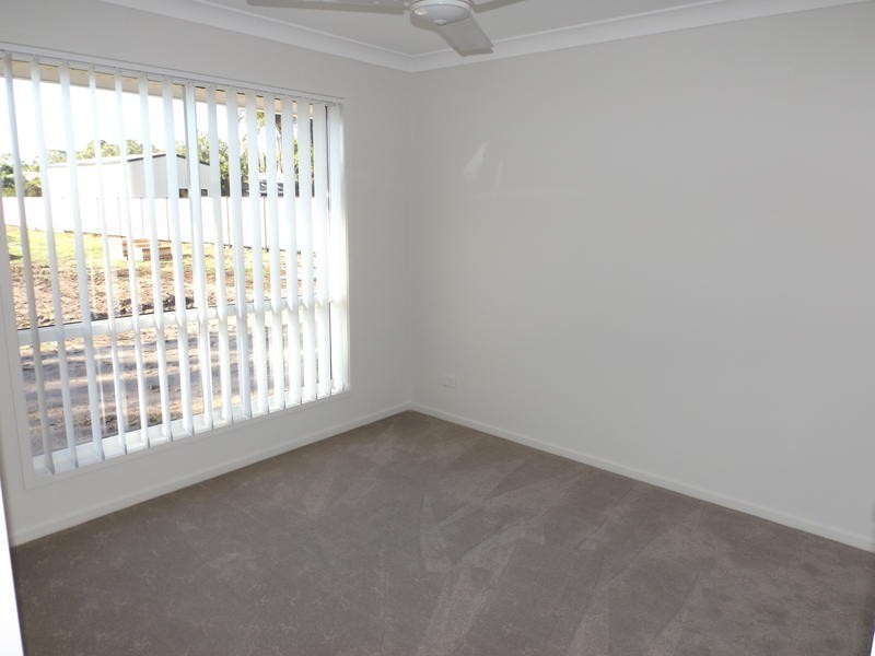 49 Wattle St, Point Vernon QLD 4655