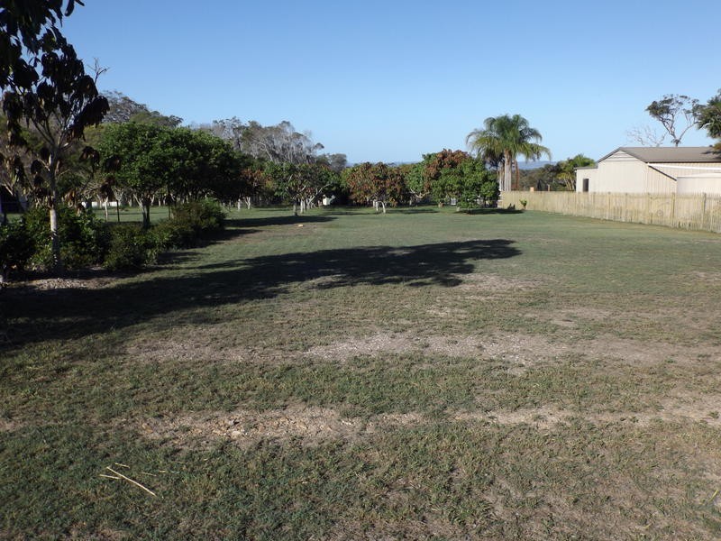 24 Beacon Rd, Booral QLD 4655