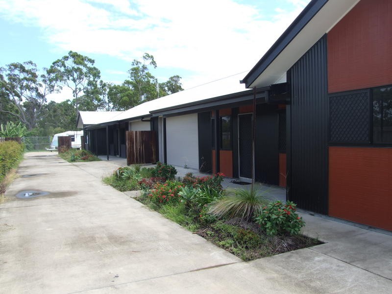 213 Pulgul St, Urangan QLD 4655