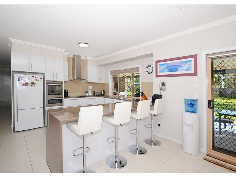 1 Heathland Ave, Wondunna QLD 4655