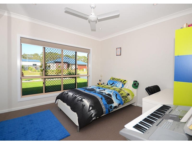 1 Heathland Ave, Wondunna QLD 4655