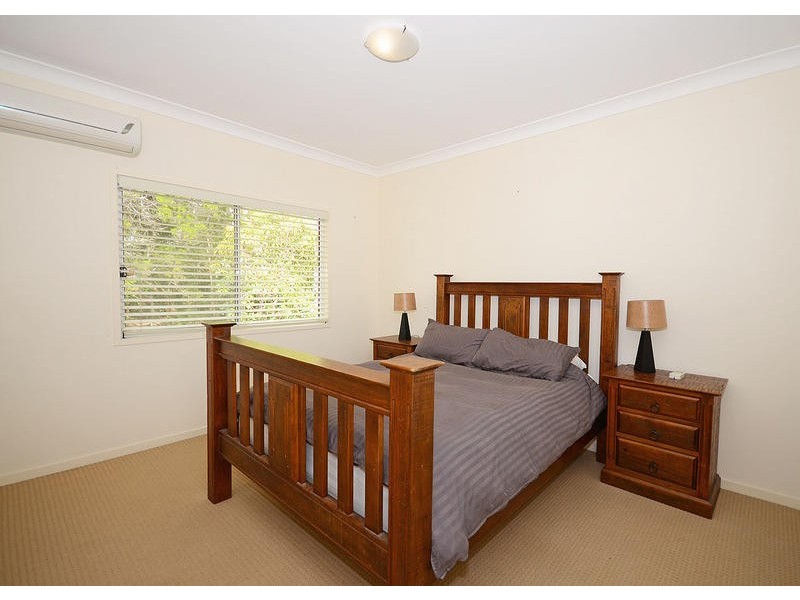 1/ 71 Elizabeth St, Urangan QLD 4655