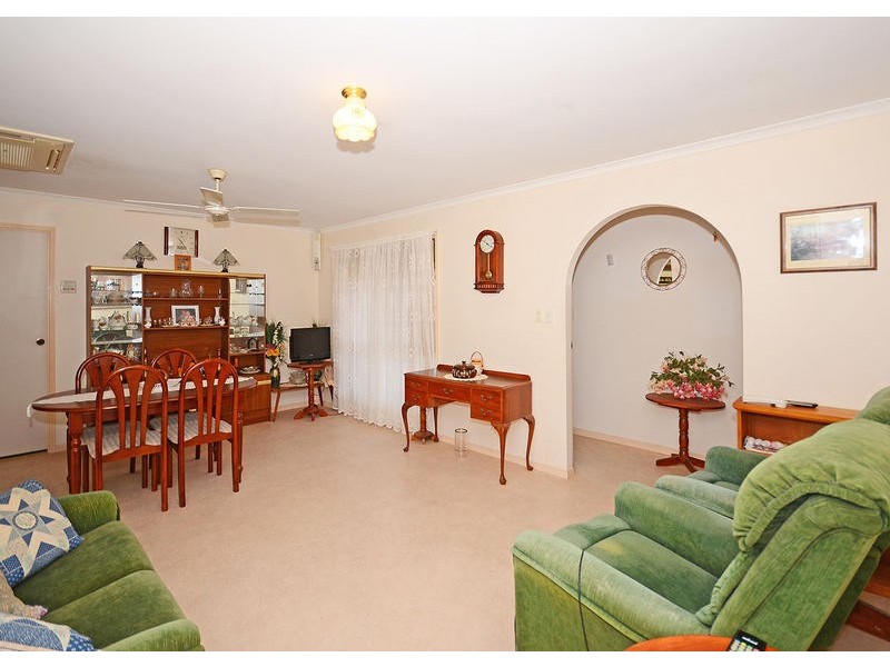 57 Bowerbird Ave, Eli Waters QLD 4655