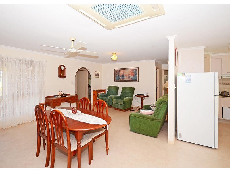 57 Bowerbird Ave, Eli Waters QLD 4655