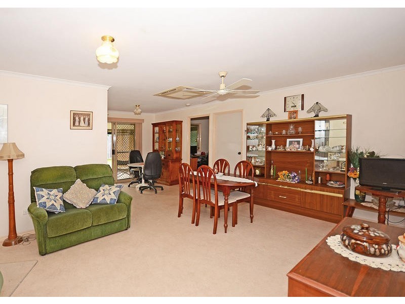 57 Bowerbird Ave, Eli Waters QLD 4655