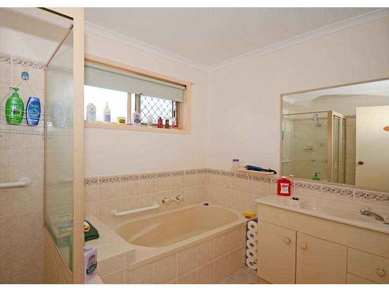 57 Bowerbird Ave, Eli Waters QLD 4655