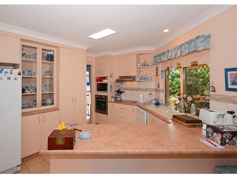 16 Craig Cres, Pialba QLD 4655
