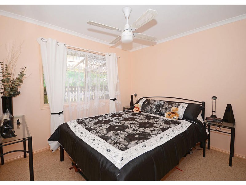 16 Craig Cres, Pialba QLD 4655