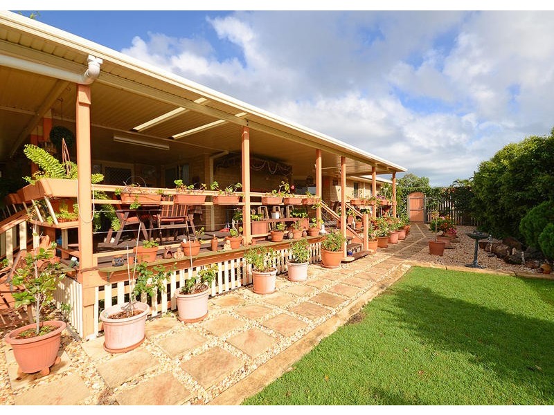 16 Craig Cres, Pialba QLD 4655