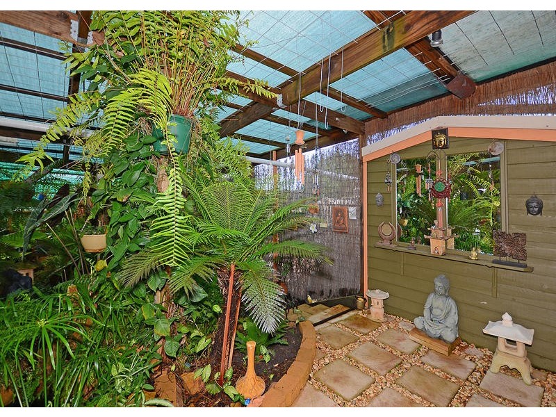 16 Craig Cres, Pialba QLD 4655