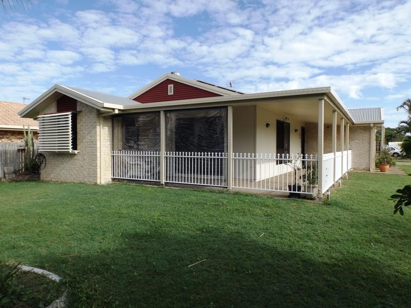 5 Skinner Cr, Urangan QLD 4655