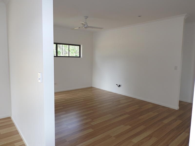 1 Chani Close, Urangan QLD 4655