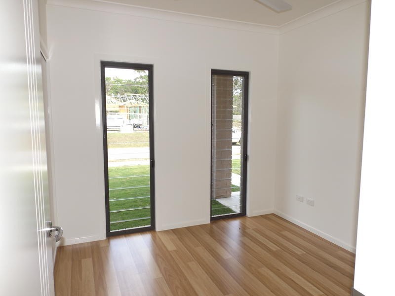 1 Chani Close, Urangan QLD 4655