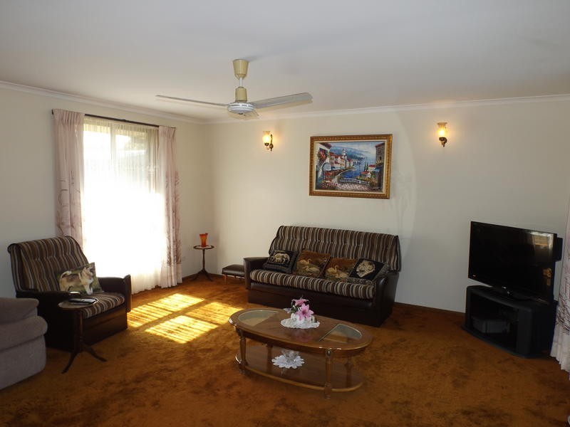 24 Moonlight Ave, Torquay QLD 4655