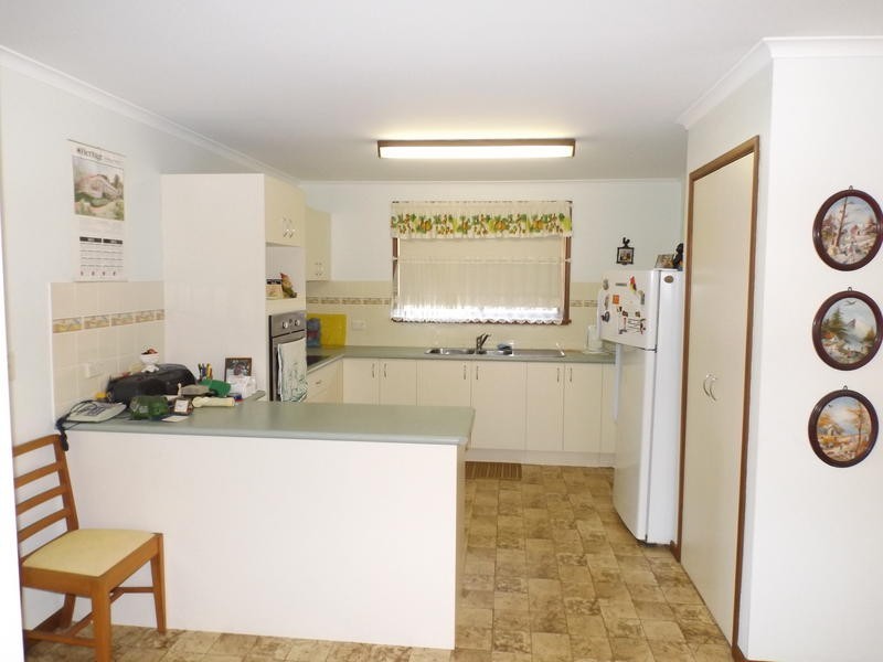 24 Moonlight Ave, Torquay QLD 4655