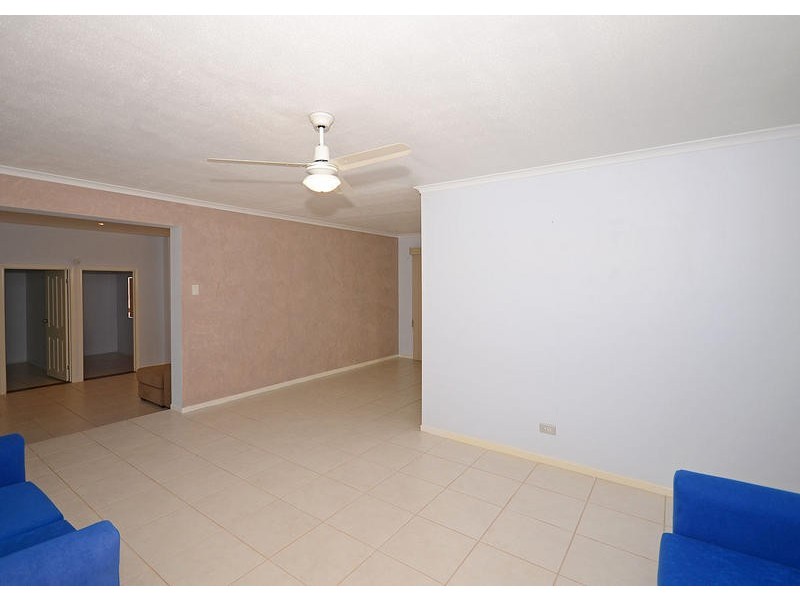 10 Galatea St, Point Vernon QLD 4655