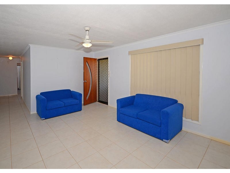 10 Galatea St, Point Vernon QLD 4655