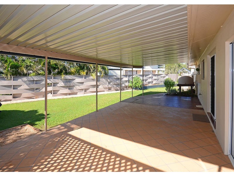 10 Galatea St, Point Vernon QLD 4655