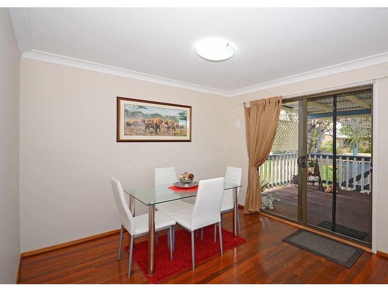 9 Barry St, Torquay QLD 4655