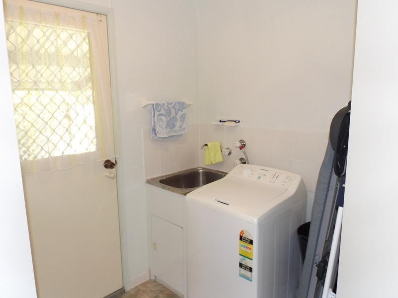 6 / 59 Truro St, Torquay QLD 4655