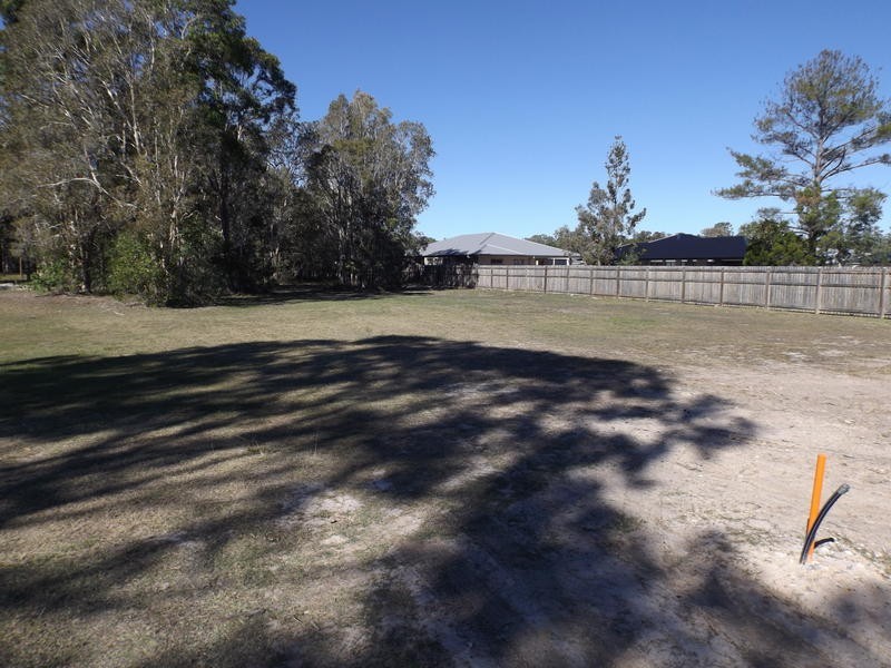 16B Ronaldo Way, Urangan QLD 4655