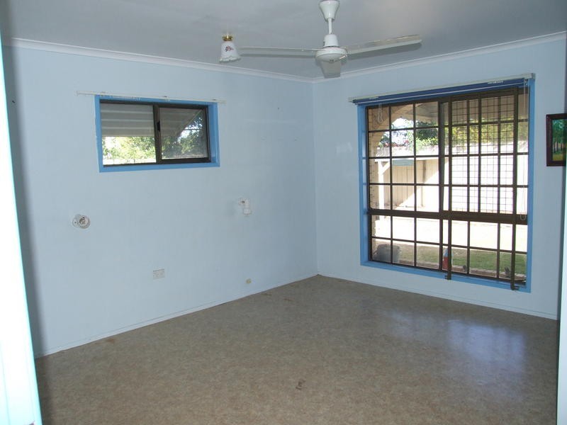 100 Denmans Camp Rd, Torquay QLD 4655