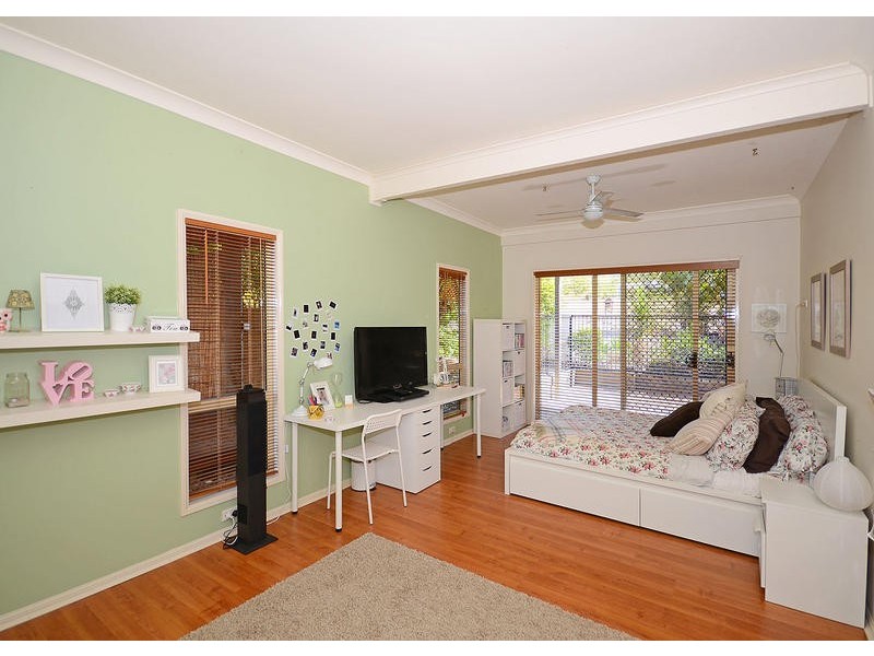 20 Oslove Dr, Booral QLD 4655